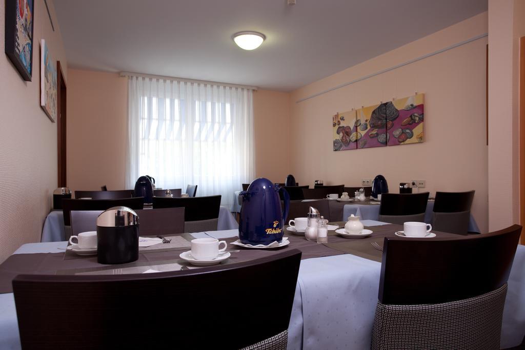 Akzent Hotel Torgauer Hof Sindelfingen Exteriér fotografie