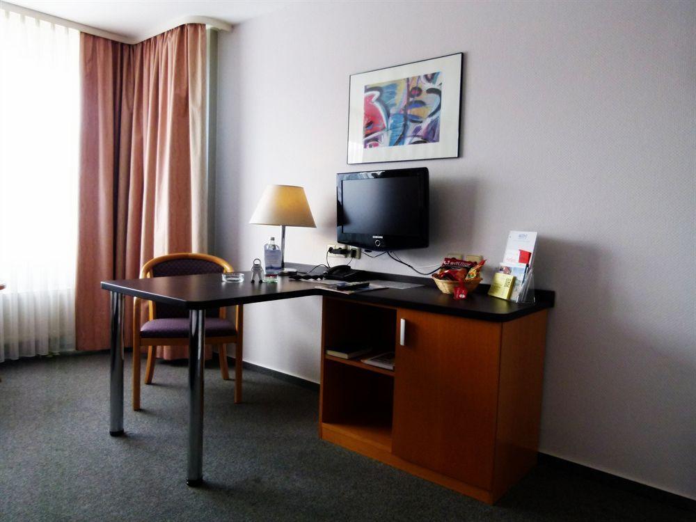Akzent Hotel Torgauer Hof Sindelfingen Exteriér fotografie