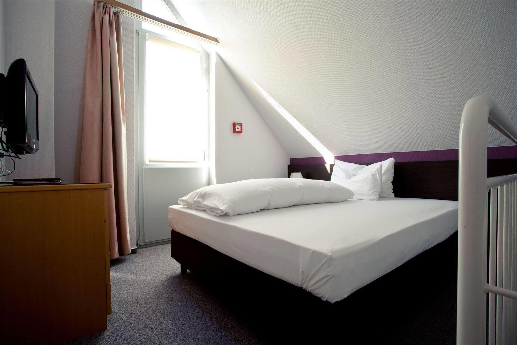 Akzent Hotel Torgauer Hof Sindelfingen Exteriér fotografie