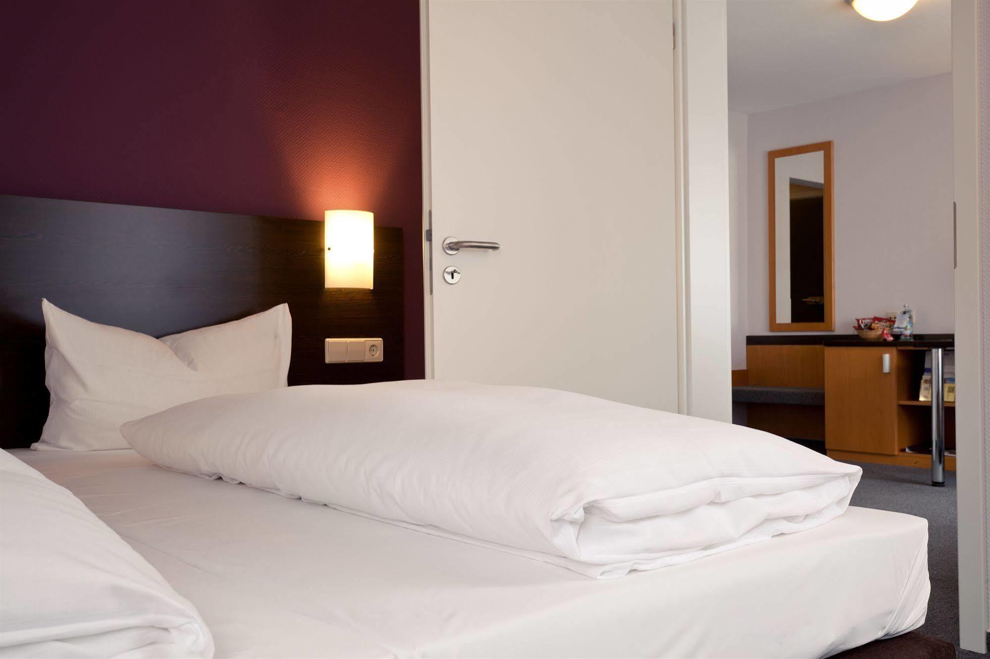Akzent Hotel Torgauer Hof Sindelfingen Exteriér fotografie