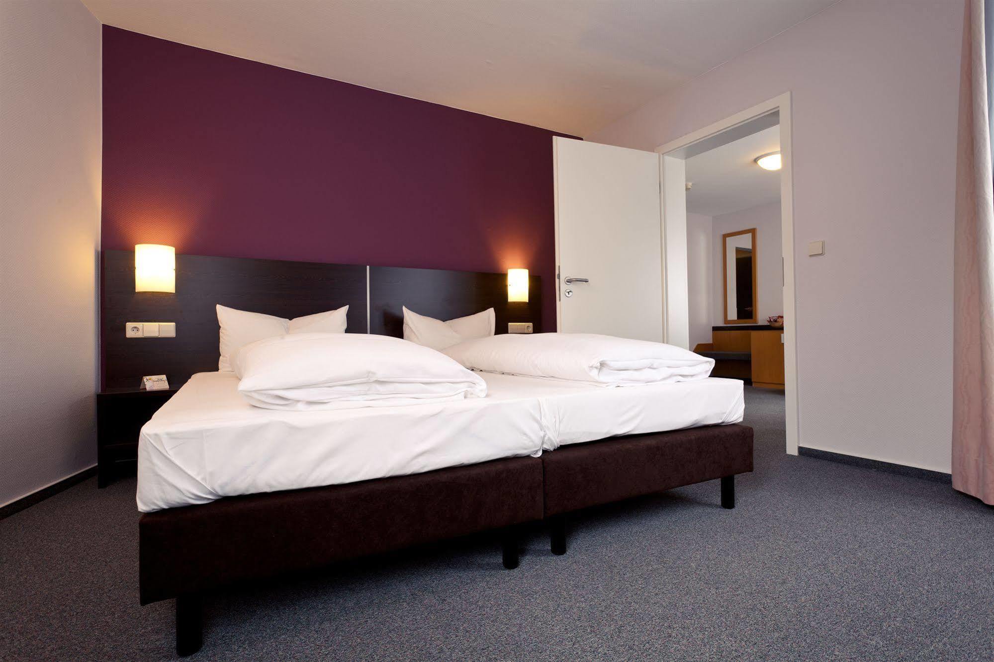 Akzent Hotel Torgauer Hof Sindelfingen Exteriér fotografie