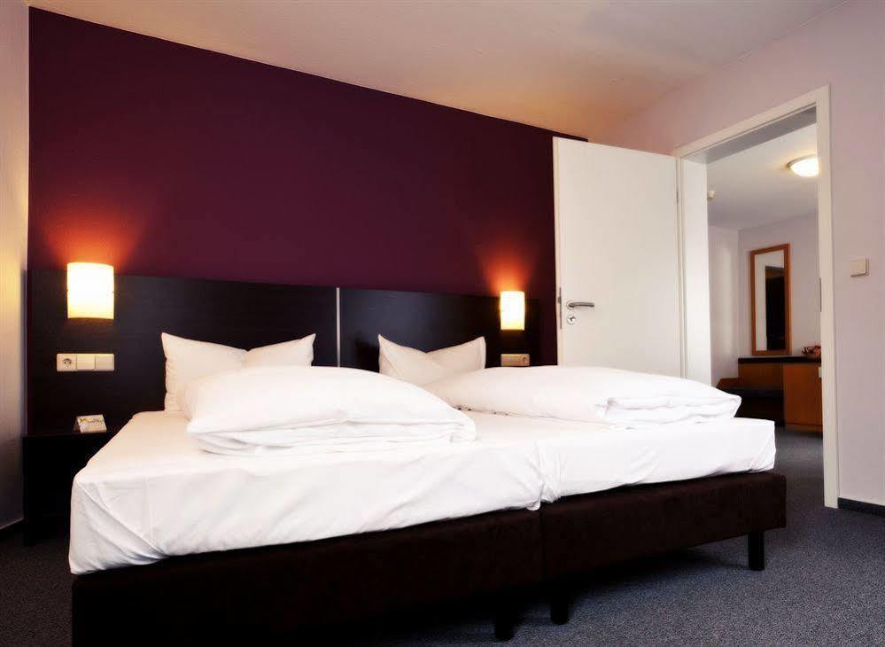 Akzent Hotel Torgauer Hof Sindelfingen Exteriér fotografie